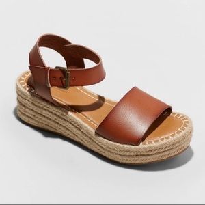Universal Thread brown espadrille wedges